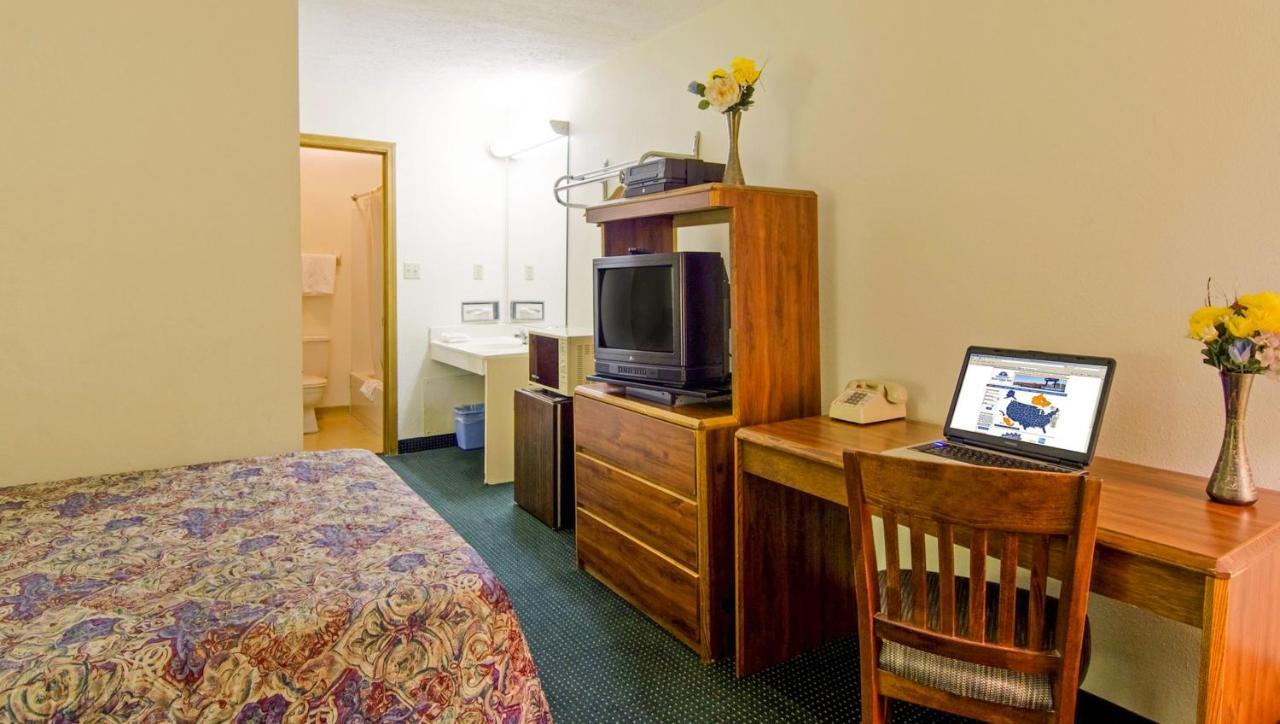 Economy Inn Express By Magnuson Worldwide Columbus Exteriör bild